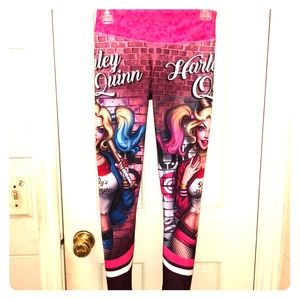 Harley Quinn workout leggings